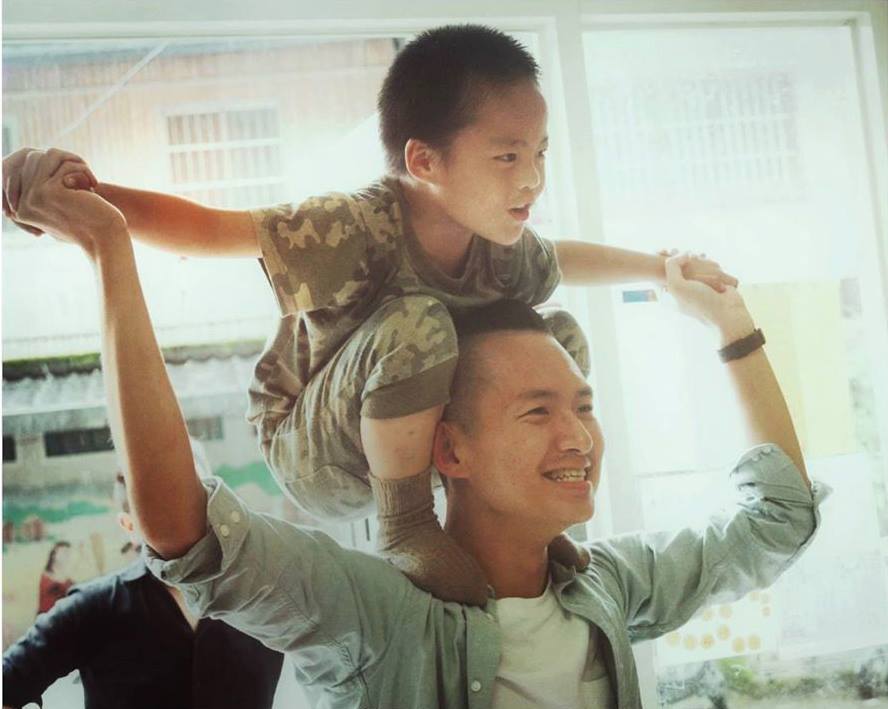 滕孟哲 James Teng