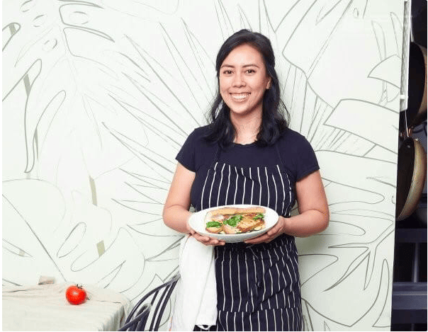 Helping Hands – Mai Bach