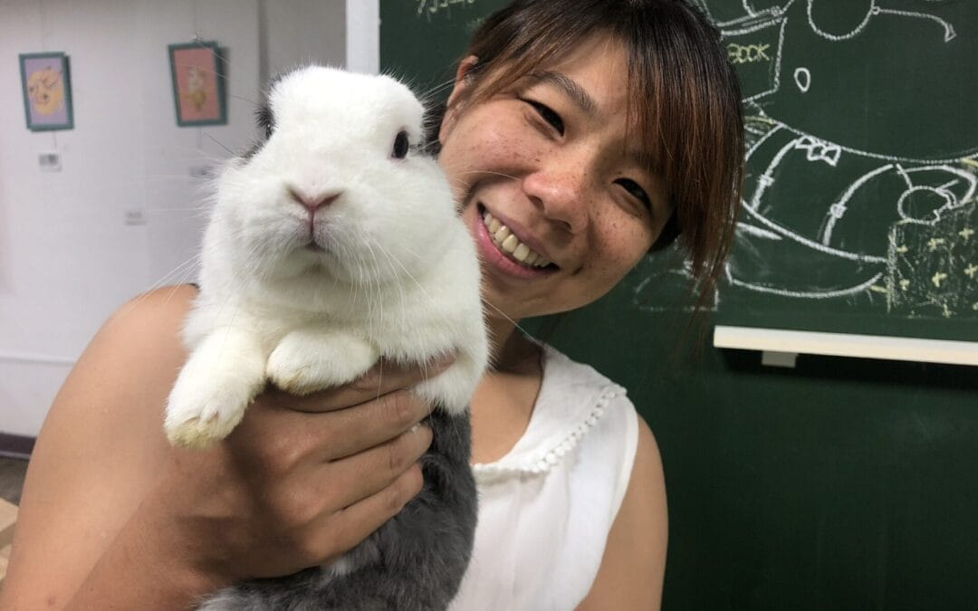 Helping Hands –  地瓜 Gua Gua